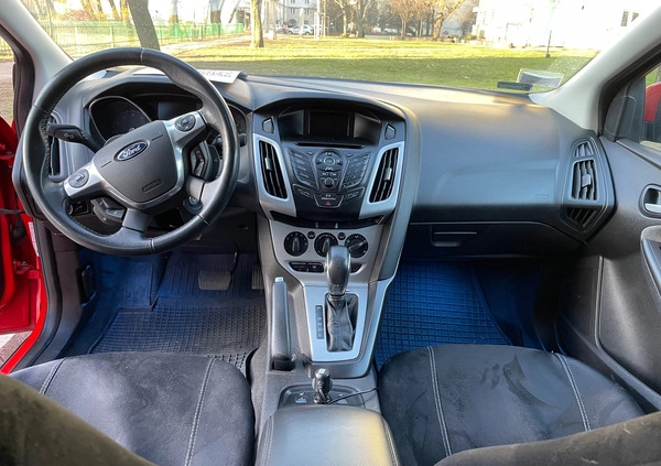 Ford Focus cena 30000 przebieg: 157500, rok produkcji 2014 z Warszawa małe 137